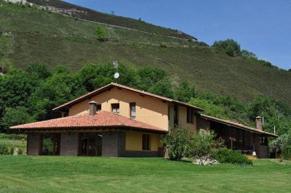 La Ablaneda Guest House Soto De Cangas Bagian luar foto